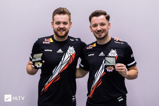 iQOO Neo11超神标准版评测 2599元起售的游戏手机新选择