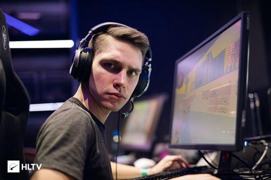 LPL赛区S15征程带来的突破与希望